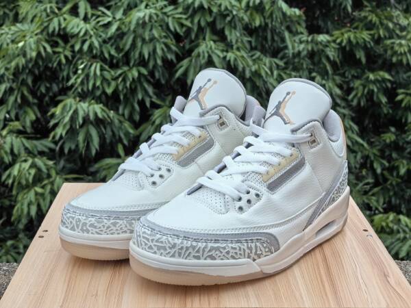 Air Jordan 3 Craft Ivory - Image 2