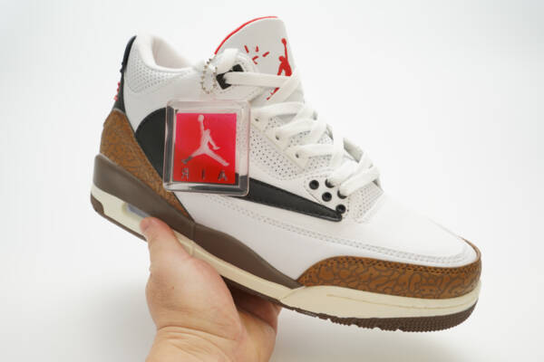 Air Jordan 3 x Travis Scott Tan Brown - Image 4