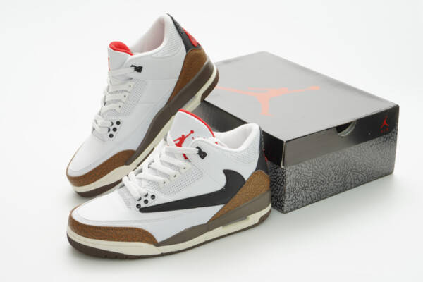 Air Jordan 3 x Travis Scott Tan Brown - Image 2