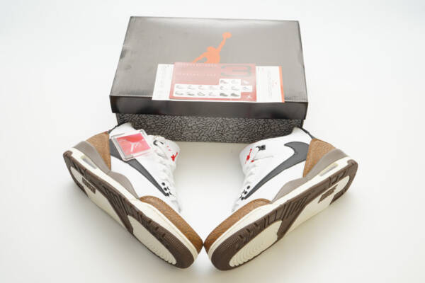 Air Jordan 3 x Travis Scott Tan Brown - Image 9